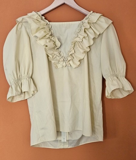 Bild "Fundsachen:20260111_gelbe_Bluse.jpg"